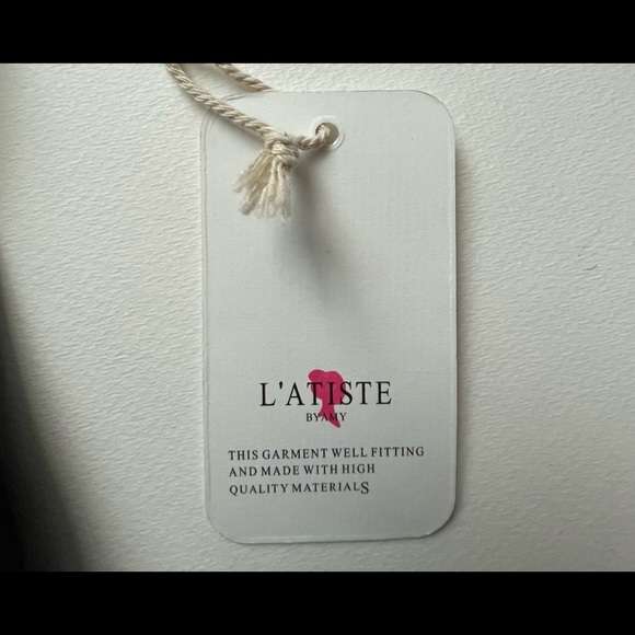 New with tags L’atiste cropped shirt - Picture 6 of 7